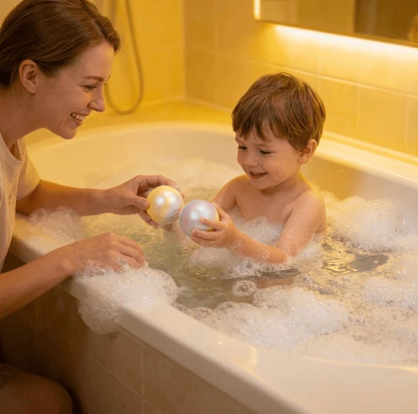 Showery® Happy Splash Bath Bomb Set (12 Pack)6Showery UK